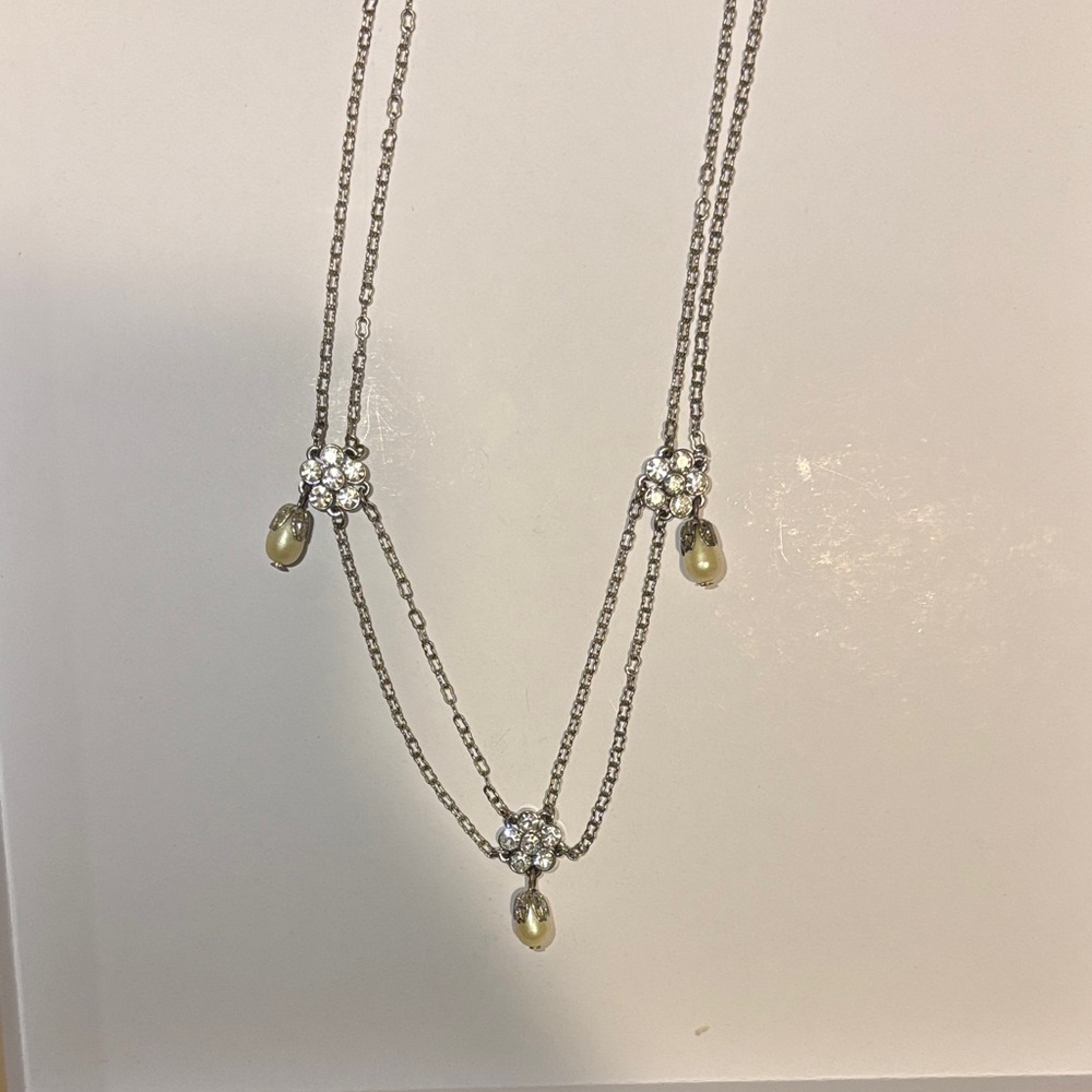 Elegant Silver Pearl Necklace